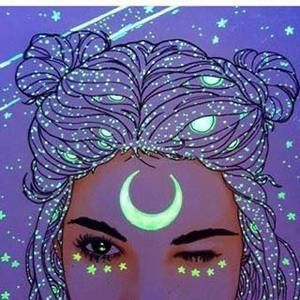 Meet your Posher, Halley